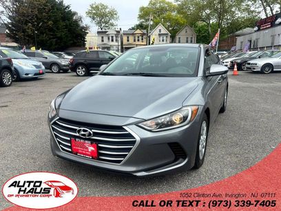 Used 2018 Hyundai Elantra SE