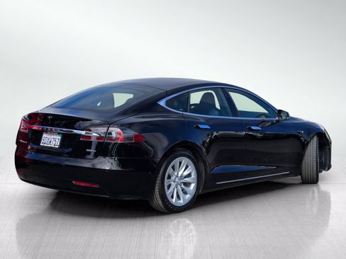 Used 2017 Tesla Model S 100D AWD/4WD image 4