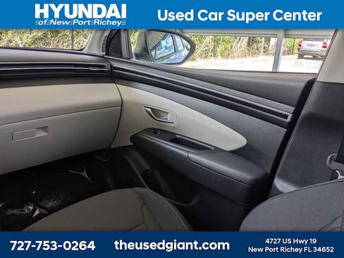 Used 2024 Hyundai Tucson SE FWD image 17