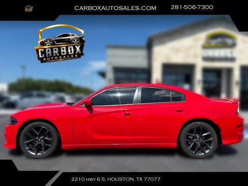 Used 2019 Dodge Charger R/T RWD image 2
