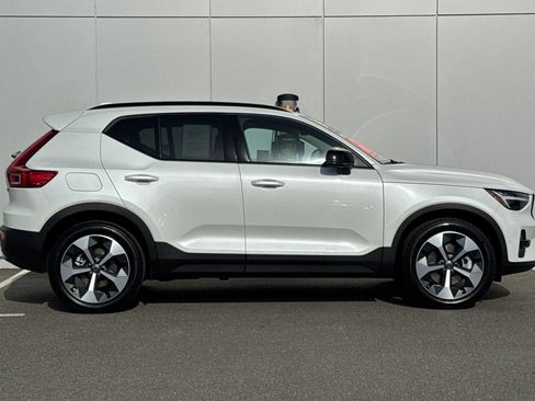 Certified 2026 Volvo XC40 B5 Plus w/ Protection Package Premier AWD/4WD image 6