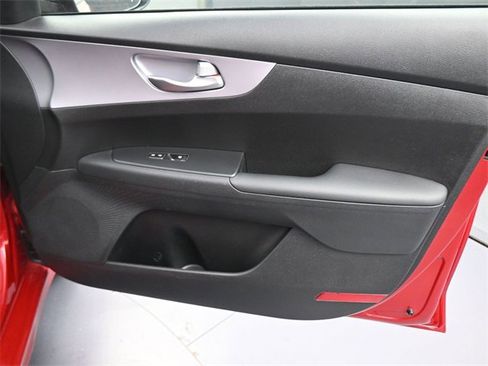 Used 2024 Kia Forte LXS image 11