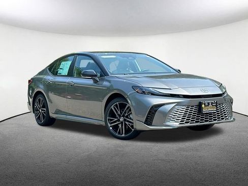 New 2026 Toyota Camry XSE AWD/4WD image 2