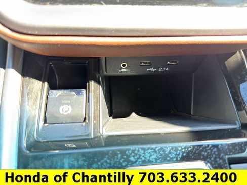 Used 2022 Subaru Outback Touring XT AWD/4WD image 13