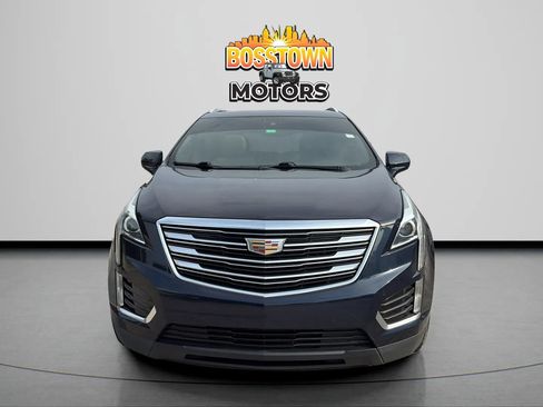 Used 2017 Cadillac XT5 Luxury w/ Driver Awareness Package FWD image 12