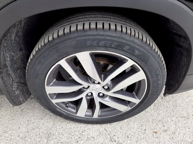 Used 2017 Honda Pilot Touring image 23