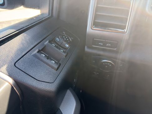Used 2020 Ford F150 Raptor w/ Equipment Group 802A Luxury AWD/4WD image 14