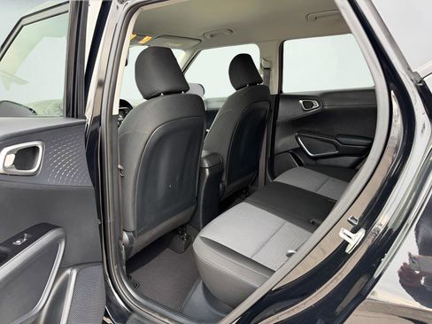 Used 2021 Kia Soul S image 21