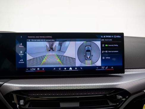 New 2026 BMW 330i xDrive Sedan w/ M Sport Package image 25