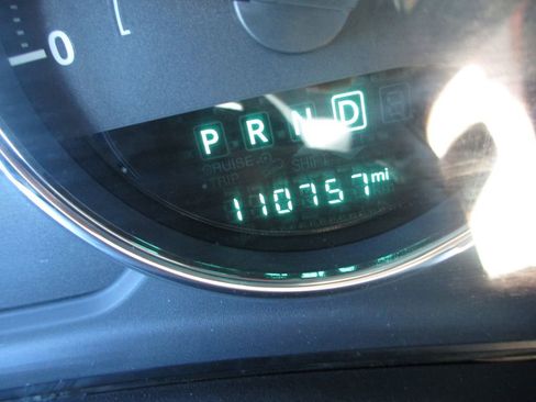 Used 2016 Jeep Wrangler Unlimited Sahara w/ Connectivity Group image 23