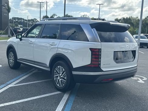 Used 2026 Hyundai Palisade SEL Premium FWD image 8