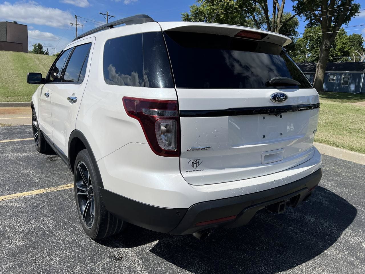Used 2014 Ford Explorer Sport w/ Equipment Group 401A AWD/4WD image 3