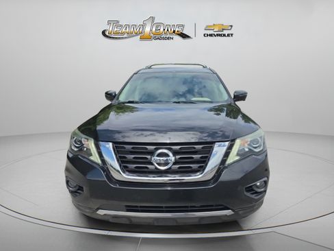 Used 2018 Nissan Pathfinder Platinum AWD/4WD image 2