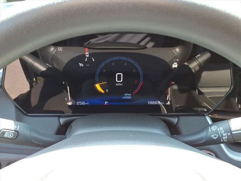 Certified 2025 Chevrolet TrailBlazer LT FWD image 11