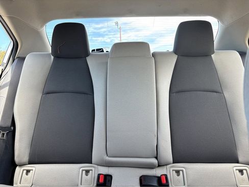 Used 2024 Toyota Corolla LE FWD image 18