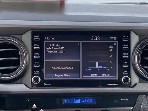 Certified 2022 Toyota Tacoma TRD Off-Road image 28