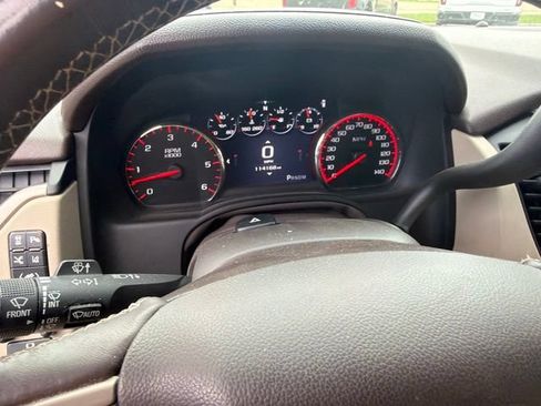 Used 2015 GMC Yukon XL Denali w/ Premium Package AWD/4WD image 49