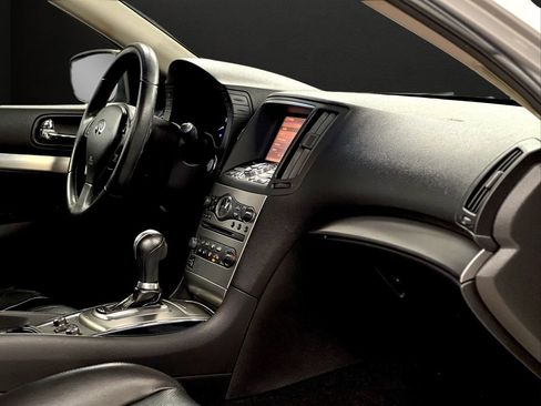 Used 2012 INFINITI G37 x Sedan w/ Premium Pkg AWD/4WD image 13