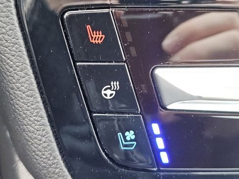 Used 2024 Ford Explorer ST w/ Equipment Group 401A image 12