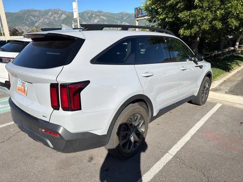 Certified 2023 Kia Sorento X-Line EX AWD/4WD image 4