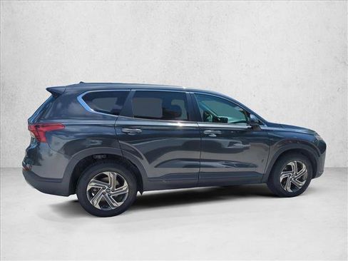 Used 2021 Hyundai Santa Fe SE FWD image 4