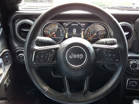 Used 2022 Jeep Gladiator Sport AWD/4WD image 20