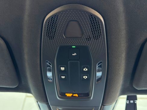 Used 2024 Porsche Cayenne Turbo image 37