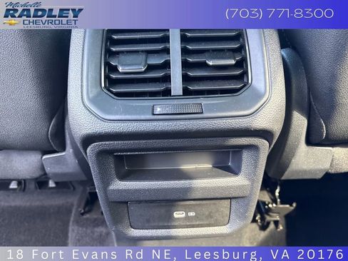 Used 2024 Volkswagen Taos SE AWD/4WD image 23