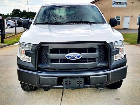 Used 2017 Ford F150 XL w/ Equipment Group 101A Mid image 12