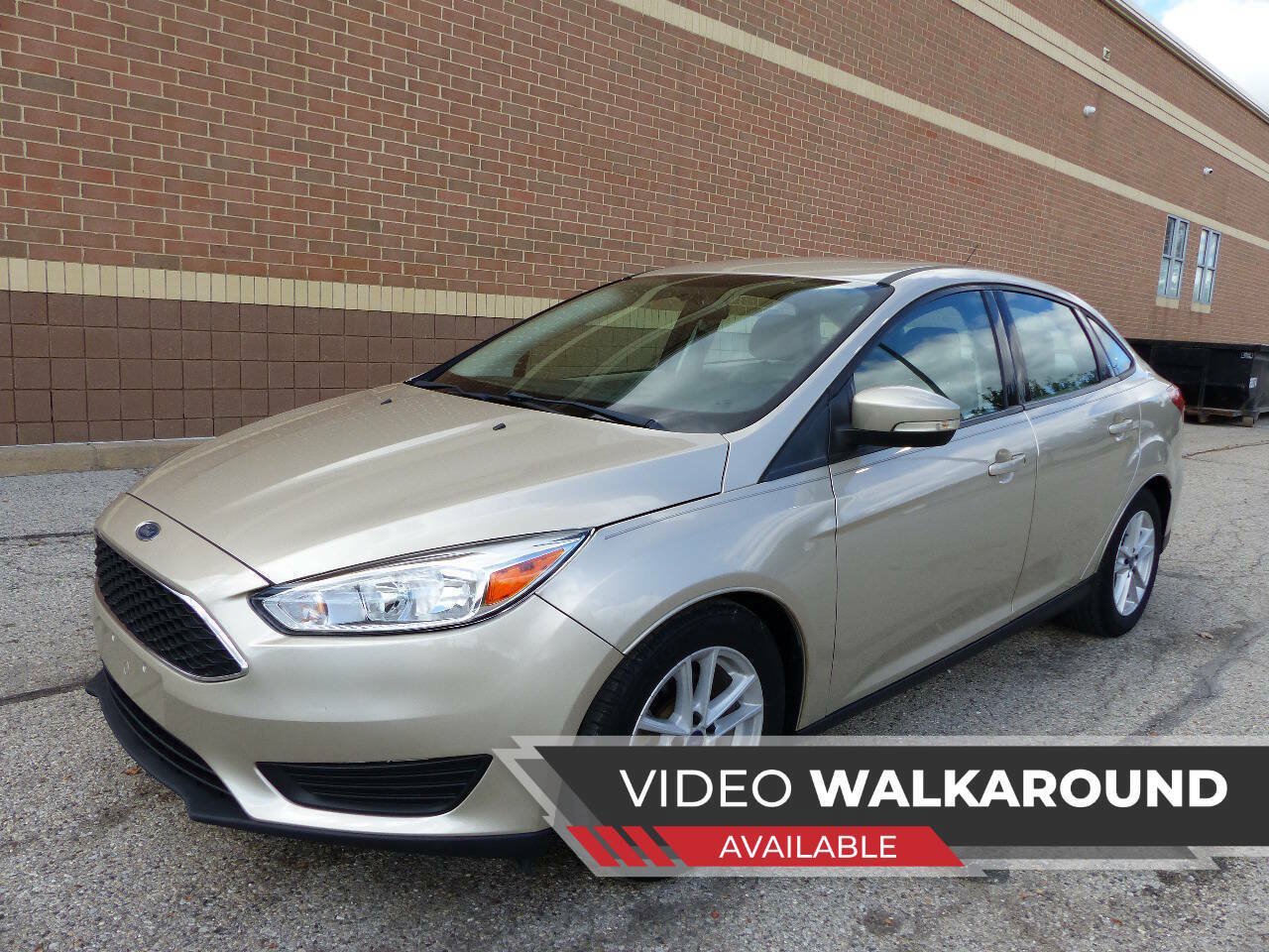 Used 2018 Ford Focus SE w/ Cold Weather Package FWD image 1