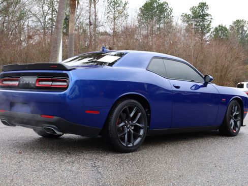 Used 2021 Dodge Challenger R/T w/ Blacktop Package image 7