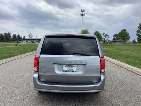 Used 2017 Dodge Grand Caravan SE w/ Power Window Group FWD image 6