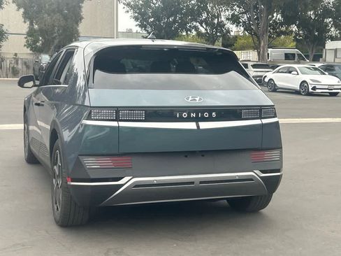 Used 2024 Hyundai Ioniq 5 SEL RWD image 3