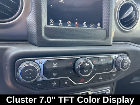Used 2021 Jeep Wrangler Unlimited Sport AWD/4WD image 40