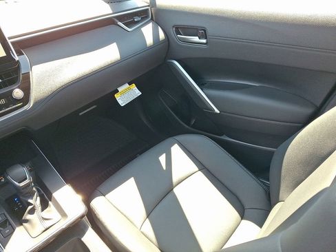 New 2026 Toyota Corolla Cross XLE AWD/4WD image 11