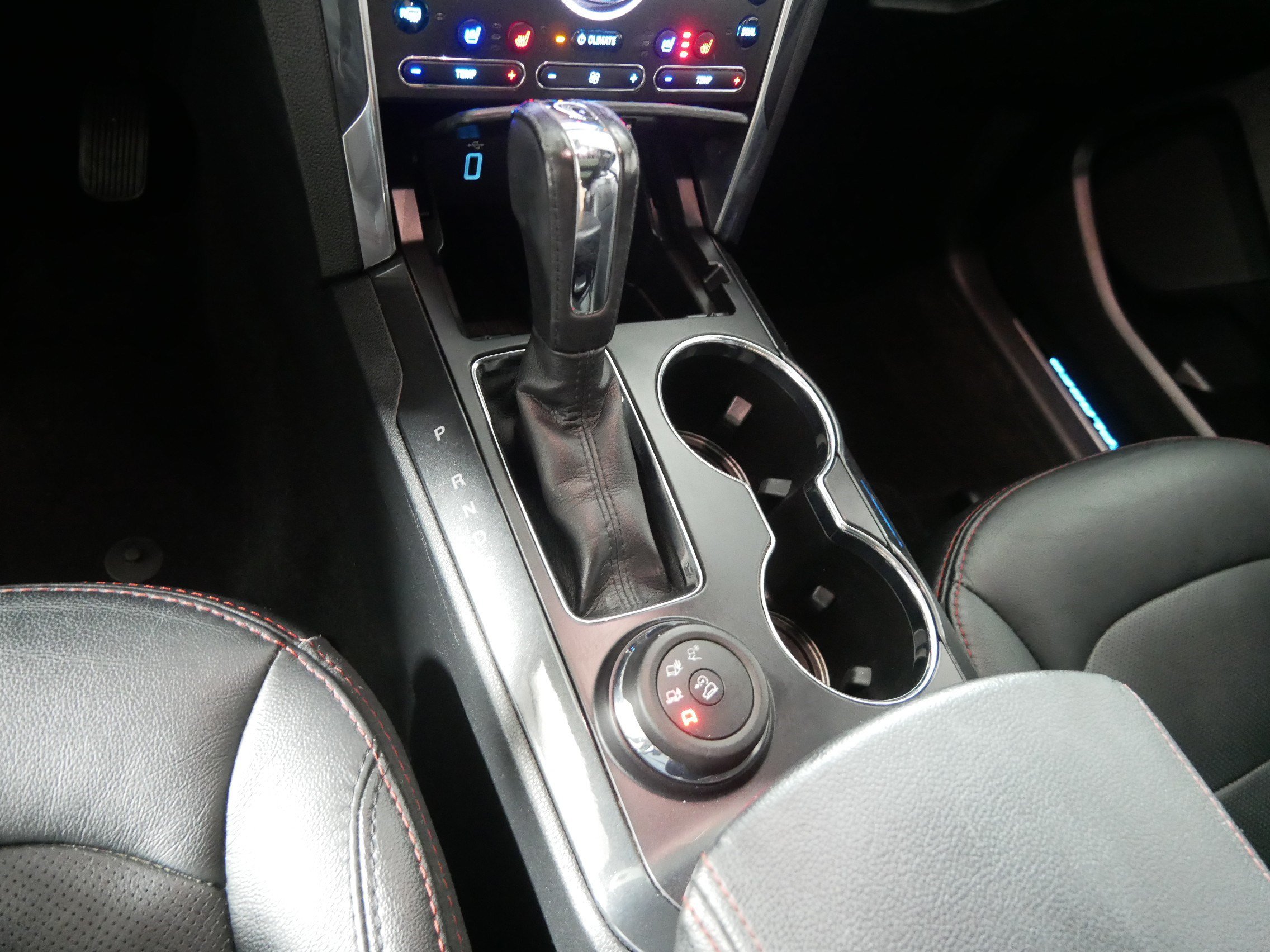 Used 2019 Ford Explorer Sport w/ Equipment Group 401A AWD/4WD image 24