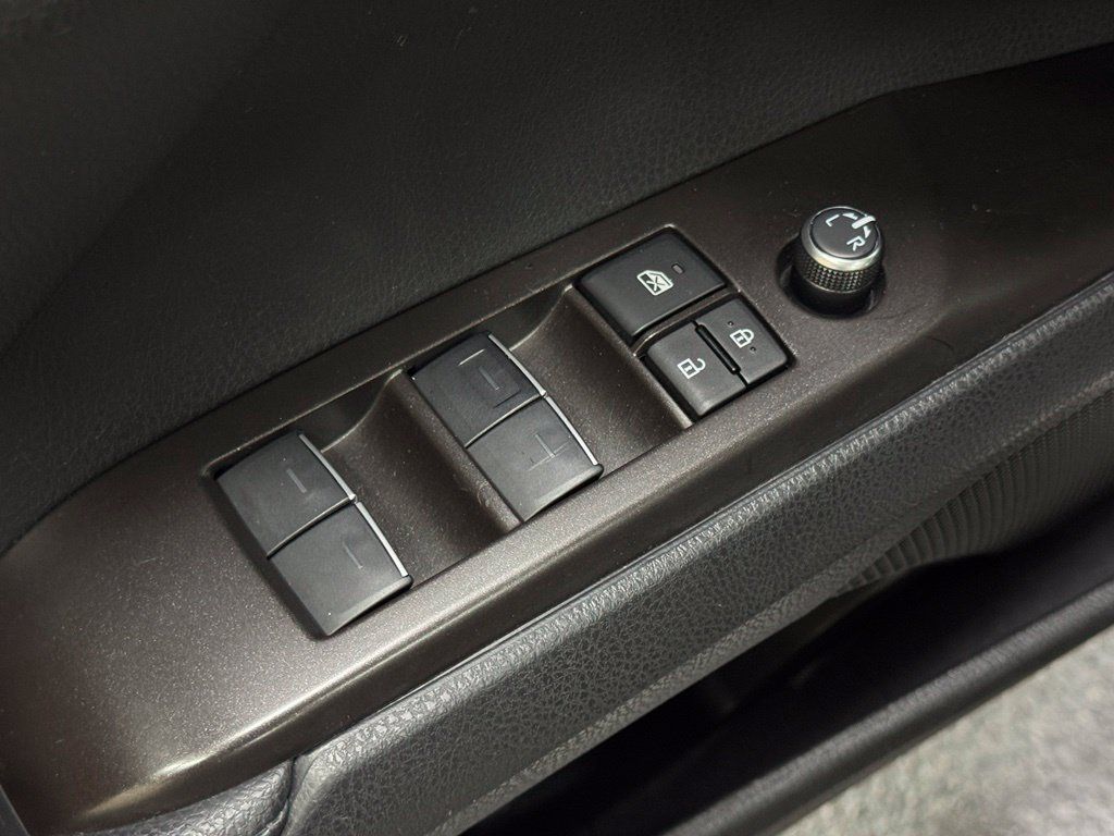Used 2024 Toyota Camry XSE FWD image 13