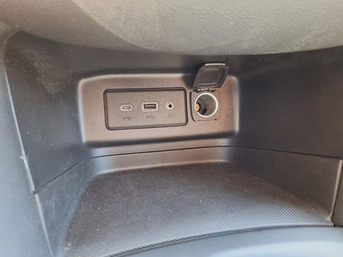 Used 2023 Chevrolet Equinox LT FWD image 57