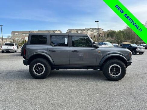 Certified 2024 Ford Bronco Badlands image 8