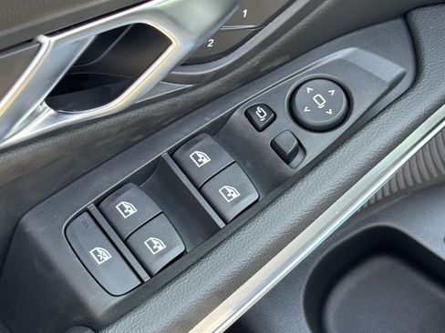 New 2026 BMW 330i Sedan w/ Convenience Package RWD image 15