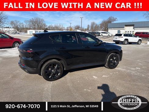 Used 2024 Dodge Hornet R/T Plus w/ R/T Blacktop Package image 11