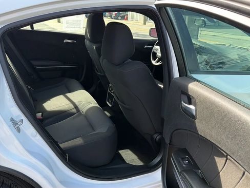 Used 2022 Dodge Charger SXT RWD image 25