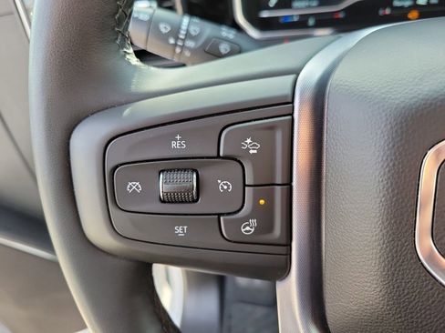 Used 2023 GMC Sierra 1500 Elevation image 24