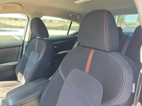 Used 2021 Nissan Sentra SR FWD image 9