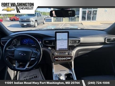 Used 2020 Ford Explorer ST w/ ST High-Performance Pack AWD/4WD image 2