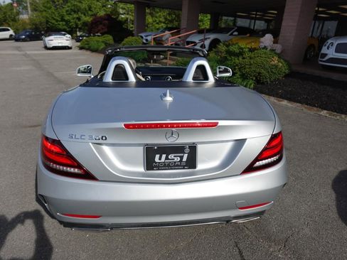 Used 2017 Mercedes-Benz SLC 300 image 8