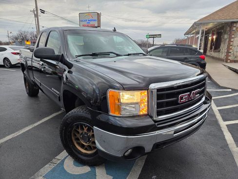 Used 2009 GMC Sierra 1500 SLE w/ Power Pack Plus AWD/4WD image 7