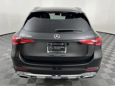 Used 2026 Mercedes-Benz GLC 300 4MATIC image 11