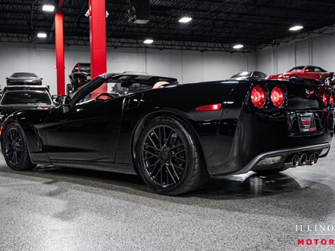 Used 2006 Chevrolet Corvette Convertible w/ Preferred Equipment Group image 3