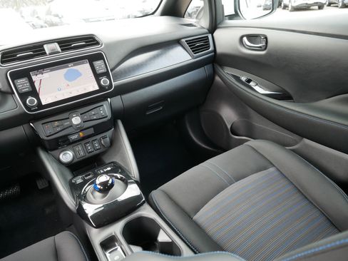 Certified 2024 Nissan Leaf SV Plus FWD image 11